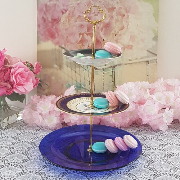 Handmade 3 Tier Blue Glass & Ceramic Cake Stand Housewarming Christmas Gift - Picture 4 of 11